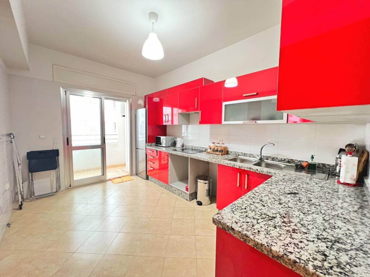 Cosy & Convenient 2-Bed Apartment In Playa Tanger Eksteriør billede